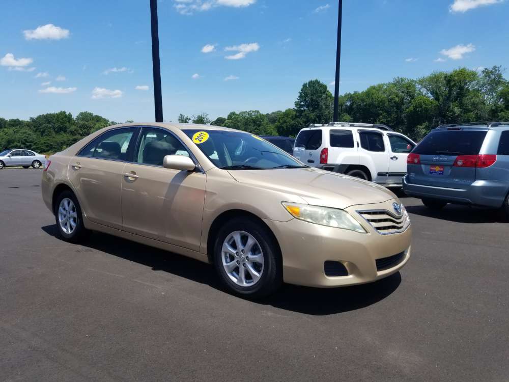 Toyota Camry 2011 Gold