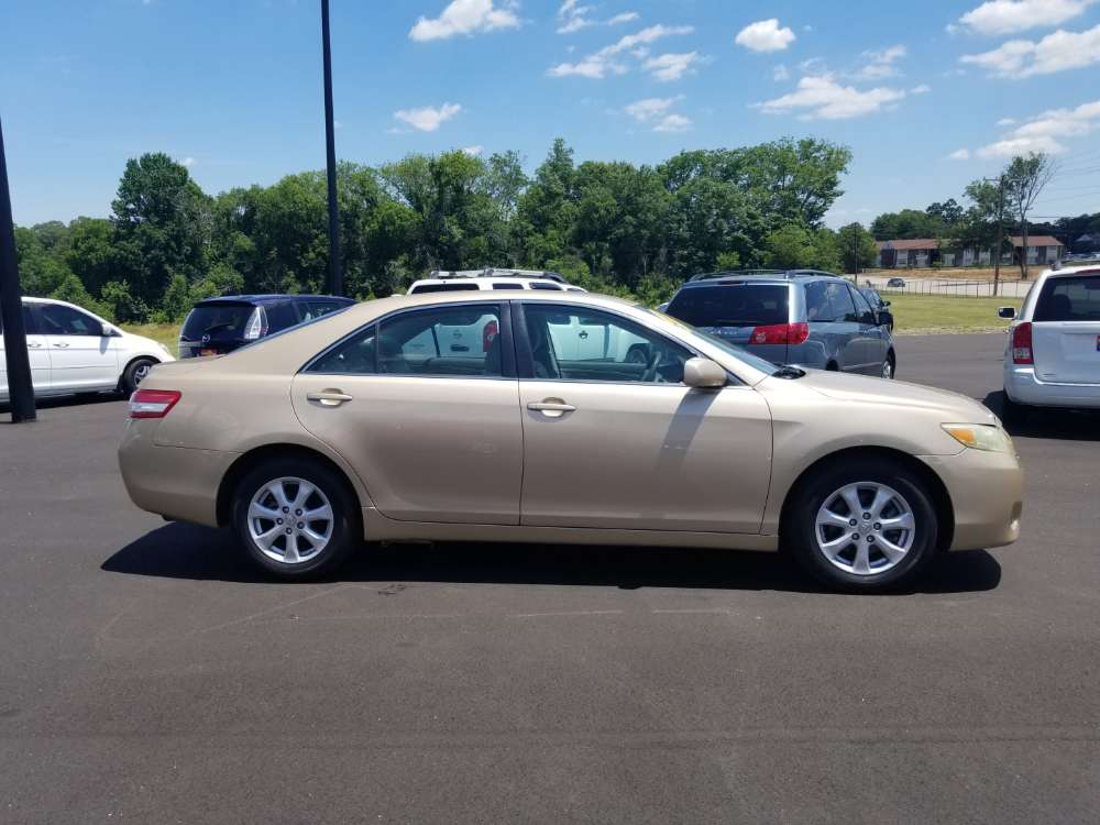 Toyota Camry 2011 Gold