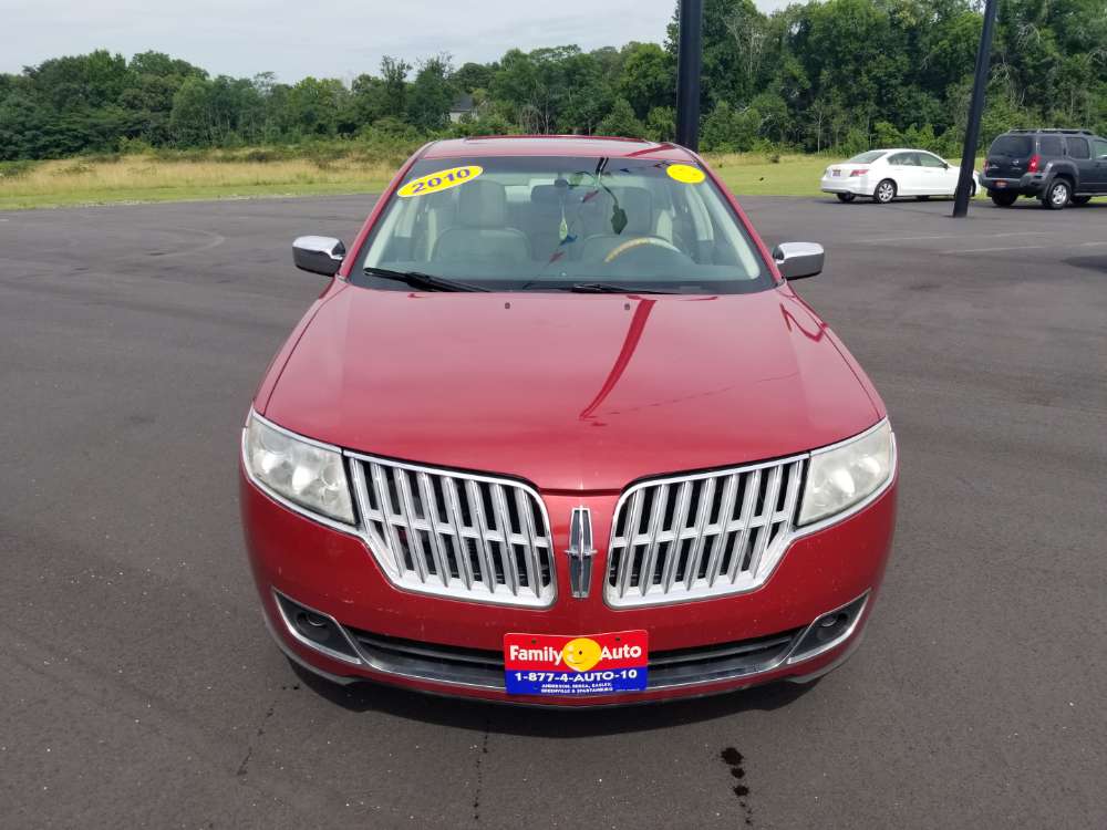 Lincoln MKZ 2010 Red,